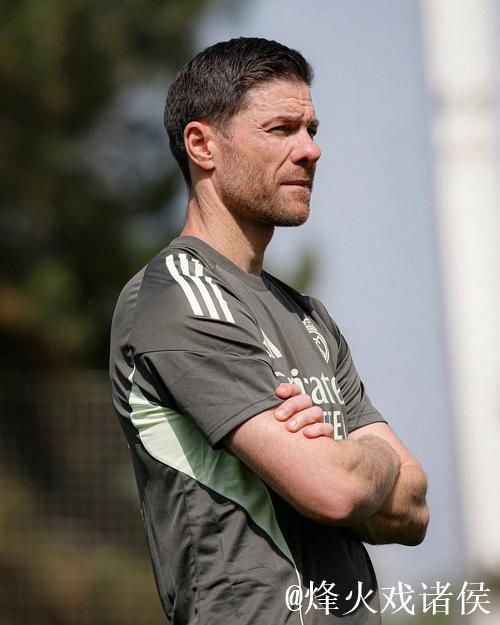 欧冠对决曼城成生死战 皇马主帅阿隆索帅位悬于